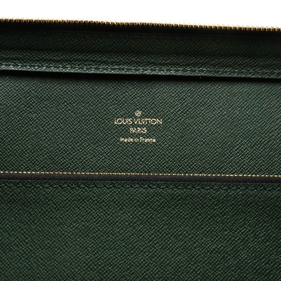 Auth Louis Vuitton Briefcase Taiga #25097L15 - Picture 8 of 14